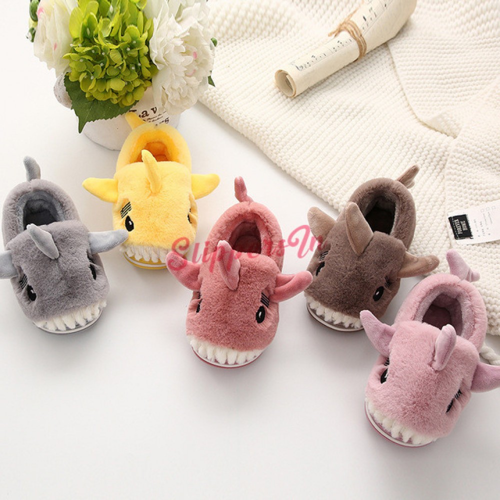 SDBING Toddler Baby Boys Girls Cute Cartoon Shark Shoes Soft Anti-slip Winter Home Slippers 6-24 Months
