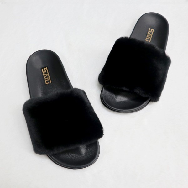 Women's Fuzzy Slide Sandals Black Flat Slides